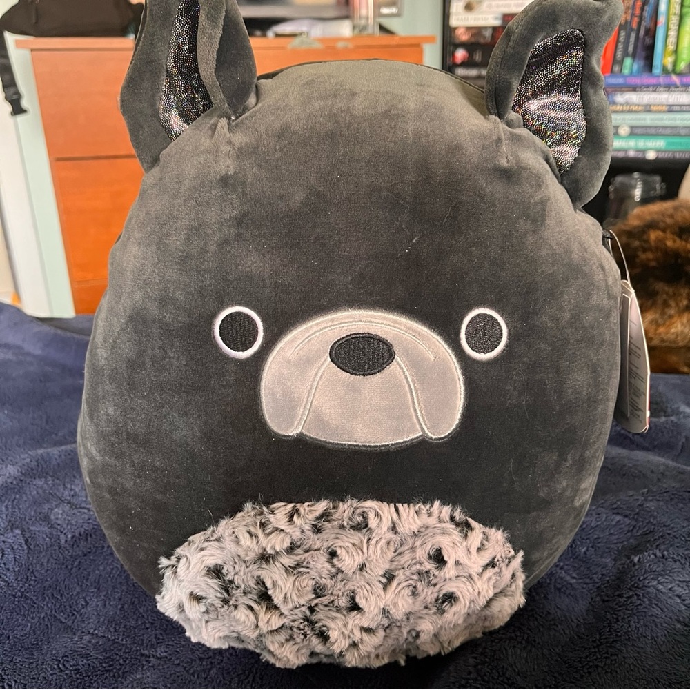 12” Rhett Bulldog Squishmallow Fluffy Valentine’s Edition
